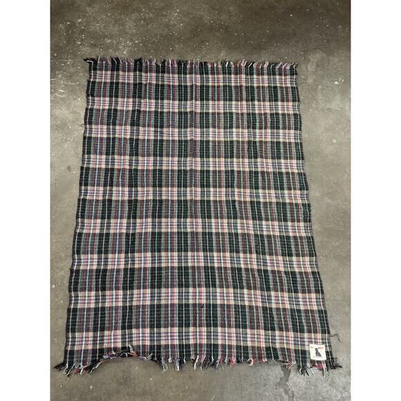 Vintage 1950s All Wool Made In Scotland Fringed Plaid Picnic‎ Blanket L64 X W48 - Picture 1 of 7